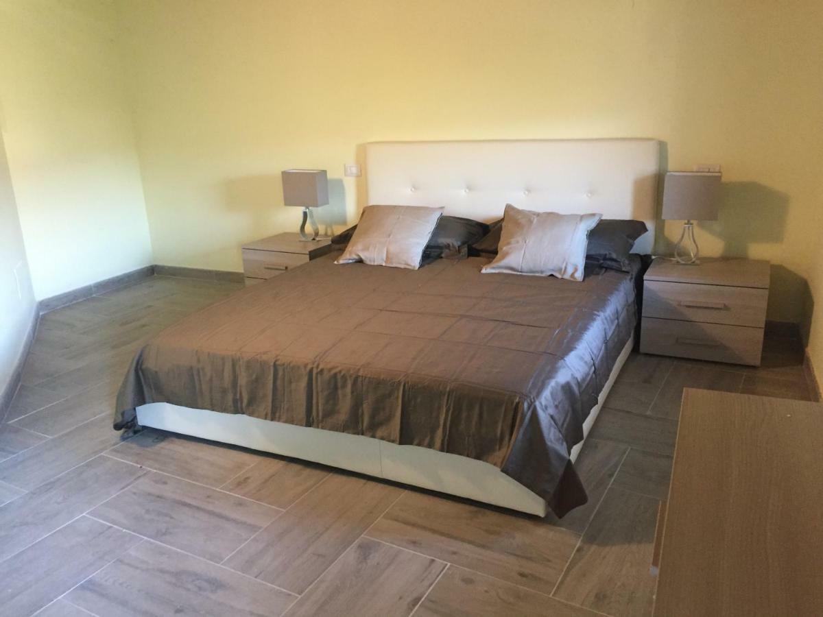 בית הארחה Pietra Rossa 	Casa Francesconi מראה חיצוני תמונה