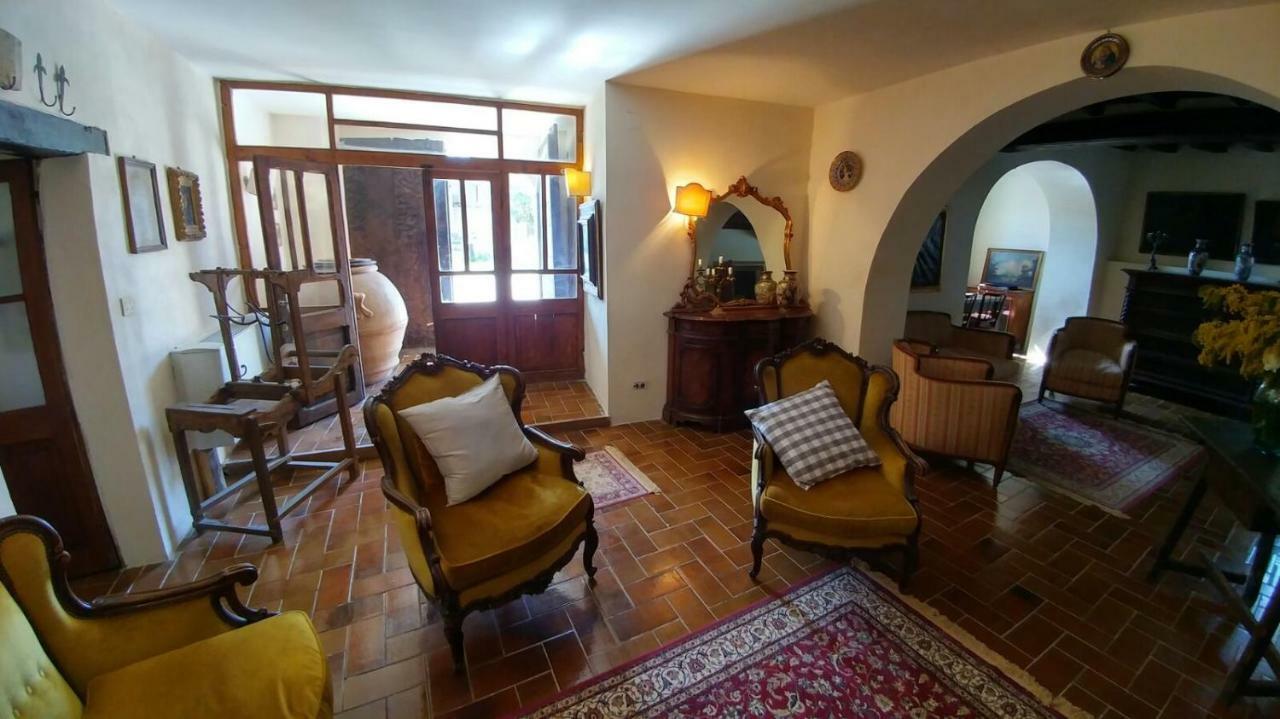 בית הארחה Pietra Rossa 	Casa Francesconi מראה חיצוני תמונה