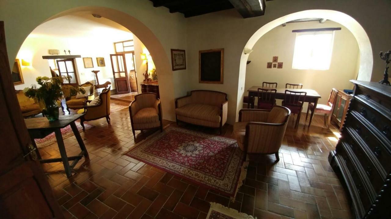 בית הארחה Pietra Rossa 	Casa Francesconi מראה חיצוני תמונה
